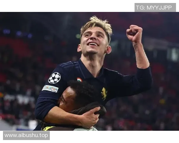 迪马消息称罗马那不勒斯布莱顿争夺波尔图19岁中场弗罗霍尔特